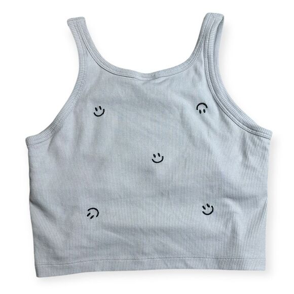 PINK VICTORIA’S SECRET Women’s Gray Ribbed Crop Tank with Smiley Face Print Size - Picture 2 of 5